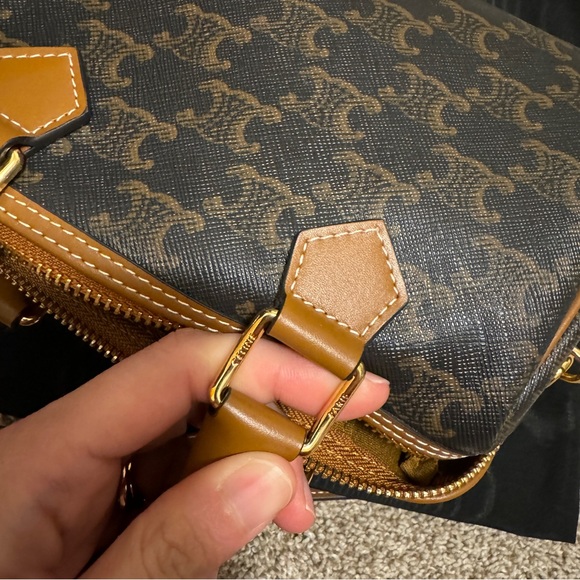 Celine SMALL BOSTON IN TRIOMPHE CANVAS AND CALFSKIN - Picture 7 of 7